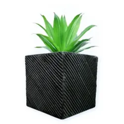 Srebrno-czarna donica nowoczesna 30x30x30 cm Meggi - Silver | Styl i elegancja w jednym