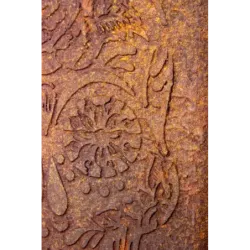 Donica cortenowa z czaszką ciemna 27x27x30 cm – industrialna dekoracja w stylu loft