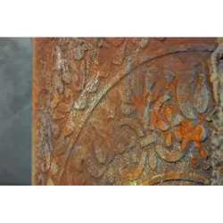 Donica cortenowa z ornamentem 25x25x21 cm – dekoracyjna donica w stylu loft