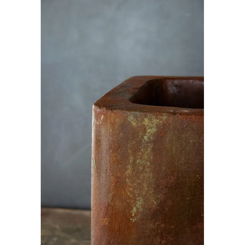 Rustykalna osłonka na doniczkę loft 25x25x30 cm – ręcznie robiona