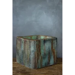 Ozdobna osłonka na donice w paski 25x25x21 cm – ręcznie robiona, unikalny design