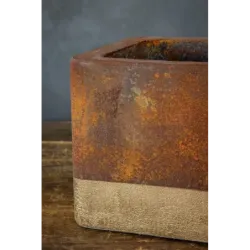 Rustykalna osłonka na doniczkę 25x25x21 cm – ręczna produkcja, trwałość i unikalny design
