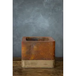 Rustykalna osłonka na doniczkę 25x25x21 cm – ręczna produkcja, trwałość i unikalny design