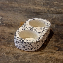 Świecznik betonowy z marmurem na 2 tealighty Dodo – BG 2 | Minimalizm i elegancja