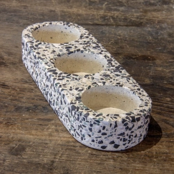 Świecznik betonowy z czarnym marmurem na 3 tealighty Dodo – BG 3 | Nowoczesna dekoracja handmade