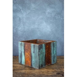 Osłonka na doniczkę 20x20x20 cm – brązowa z efektem korten i turkusem, ręcznie robiona
