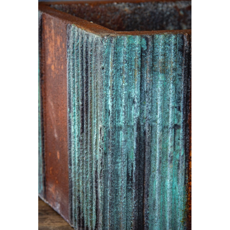 Osłonka na doniczkę 20x20x20 cm – brązowa z efektem korten i turkusem, ręcznie robiona