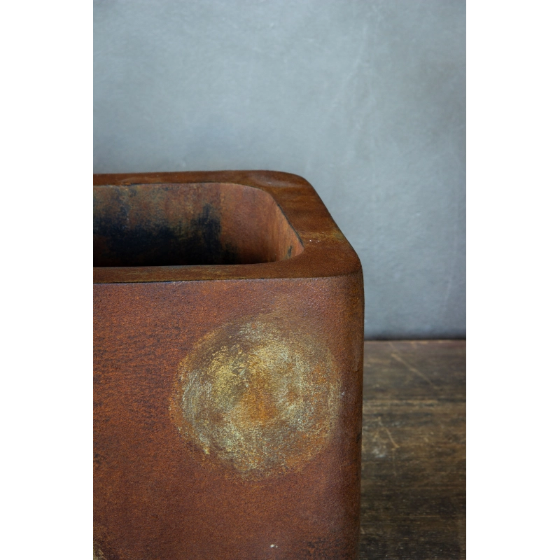 Osłonka na doniczkę z motywem planet 25 × 25 × 21 cm – rustykalna dekoracja inspirowana kosmosem