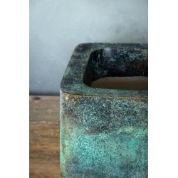 Osłonka na doniczkę turkusowa 25 × 25 × 21 cm – efekt kortenu, ręcznie malowana