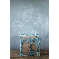 Osłonka na doniczkę z twarzą 30 × 30 × 30 cm – ręcznie malowana, efekt kortenu, artystyczny design