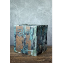 Osłonka na doniczkę z twarzą 30 × 30 × 30 cm – ręcznie malowana, efekt kortenu, artystyczny design