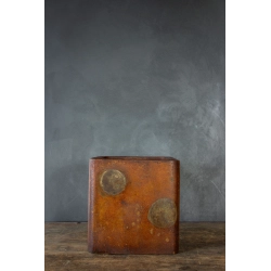 Osłonka 30×30×30 cm z efektem rdzy i motywem planet – dekoracja industrialna