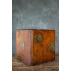 Osłonka 30×30×30 cm z efektem rdzy i motywem planet – dekoracja industrialna