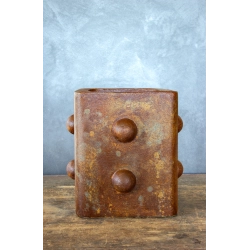 Luksusowa osłonka z wypukłymi formami 3D – efekt kortenu, ręcznie patynowana, 25×25×30 cm