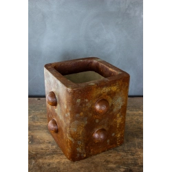 Luksusowa osłonka z wypukłymi formami 3D – efekt kortenu, ręcznie patynowana, 25×25×30 cm