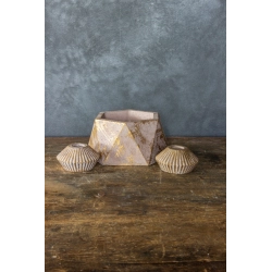 Pudrowa doniczka betonowa Dodo 12 cm – sześciokątna Dafne Powder, ręcznie malowana