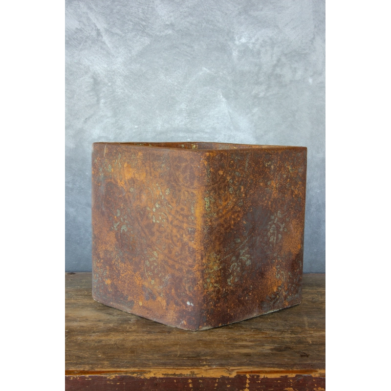 Donica, Osłonka na doniczkę efekt kortenu 30 × 30 × 30 cm – ręcznie wykonana, rustykalna, premium