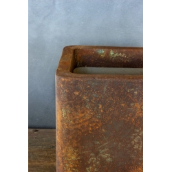 Donica, Osłonka na doniczkę efekt kortenu 30 × 30 × 30 cm – ręcznie wykonana, rustykalna, premium