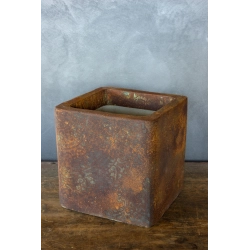 Donica, Osłonka na doniczkę efekt kortenu 30 × 30 × 30 cm – ręcznie wykonana, rustykalna, premium