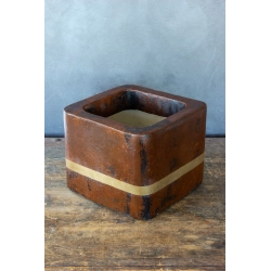 Donica z efektem kortenu 25 × 25 × 21 cm – artystyczna, ręcznie malowana, premium