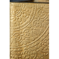Ferro Ornata Gold L – złota donica z ornamentem 30×30×30 cm