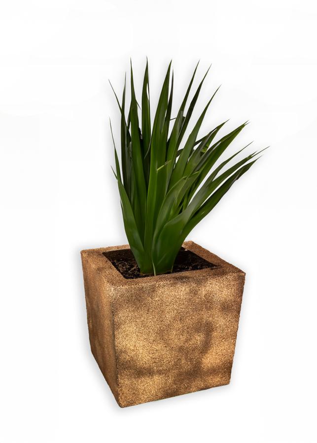 Jasna miedziana donica nowoczesna Modern - Copper L1 z rośliną