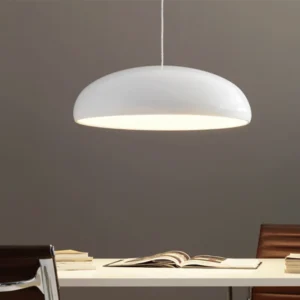 Lampa metalowa wisząca pojedyncza – styl nowoczesny