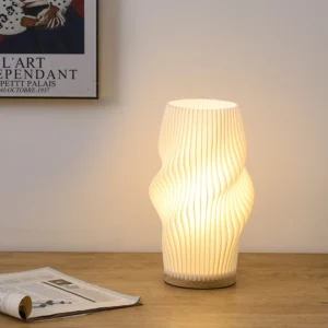 Lampa stojąca na biurko drukowana 3D – styl nowoczesny